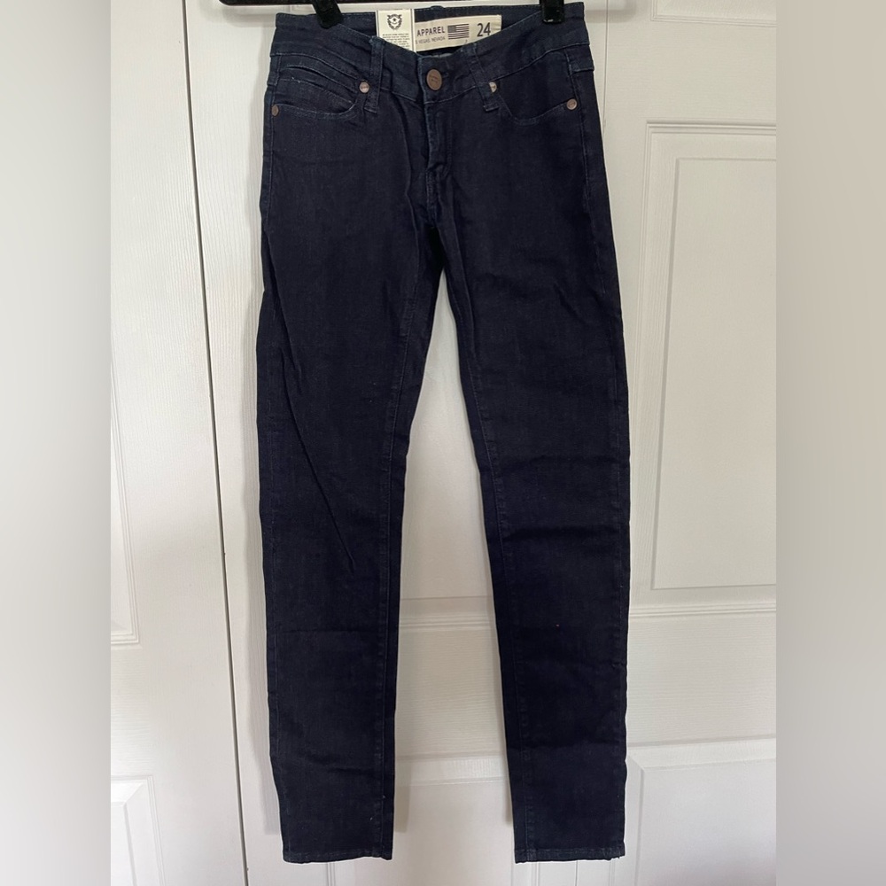 Barbell Apparel Slim Athletic Fit Dark Wash Skinny Jeans 24